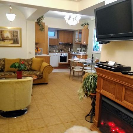 Wonderful Playroom Apartment 雅典 外观 照片